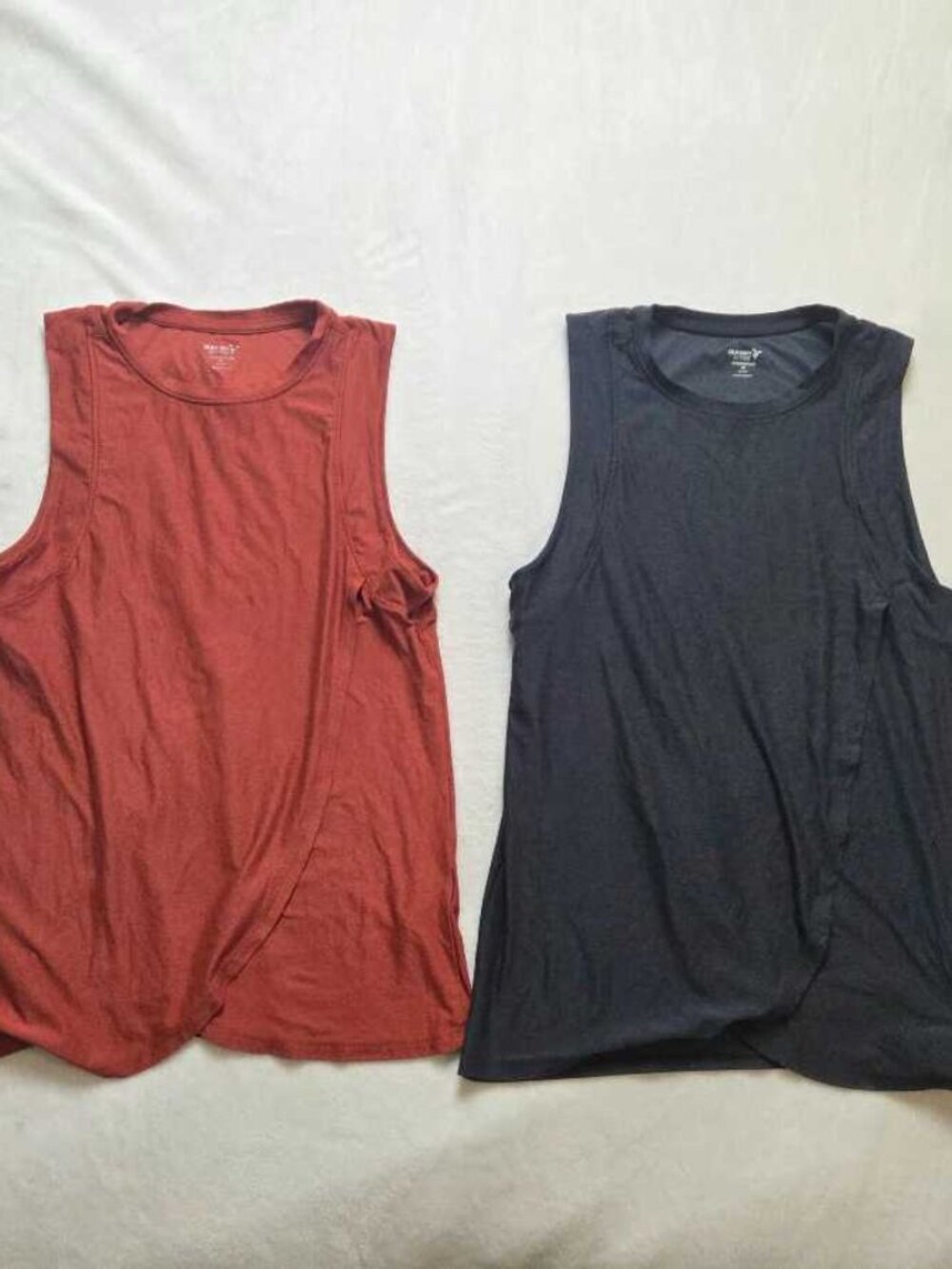 XS bundle of 2 nursing Old Navy Active Cloudmotion quick-dry tank tops maternity